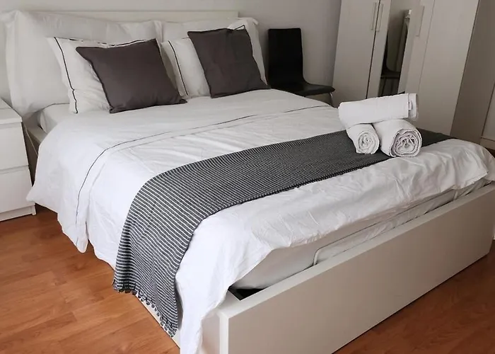 3 Minutes Walking From Train Station * Lausanne