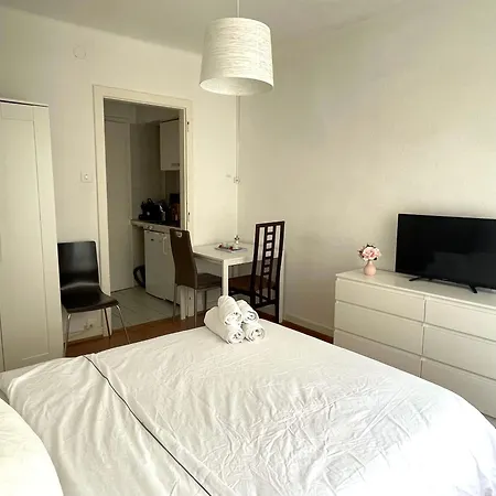 Apartment 3 Minutes Walking From Train Station